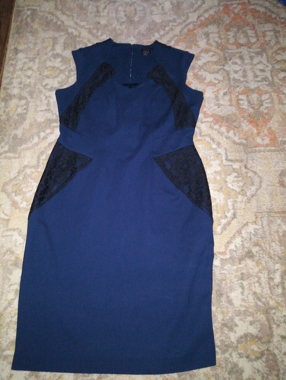 G.I.L.I. Navy Midi Sheath Dress with Black Lace Panels 8p